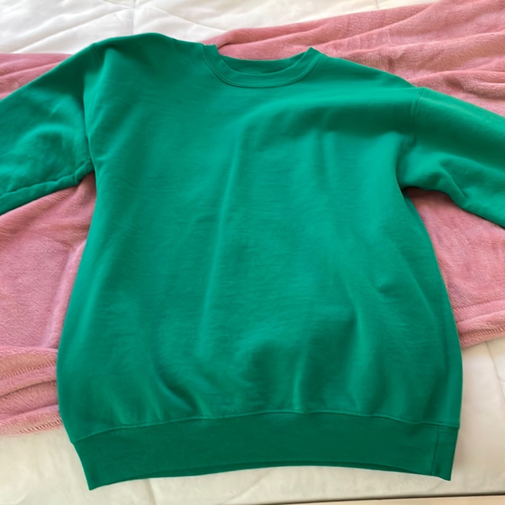 Hanes plain green crewneck